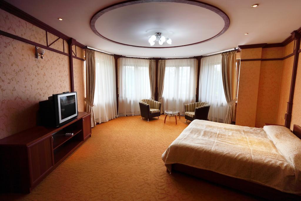 Alpen Ville Almaty Room photo